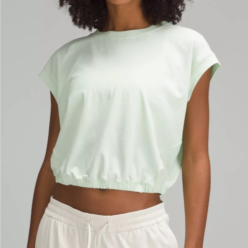 Lululemon Wide Sleeve Gathered Hem t shirt in kohlrabi green